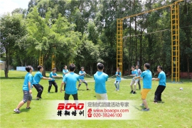 廣州拓展培訓(xùn)：高空竹杠